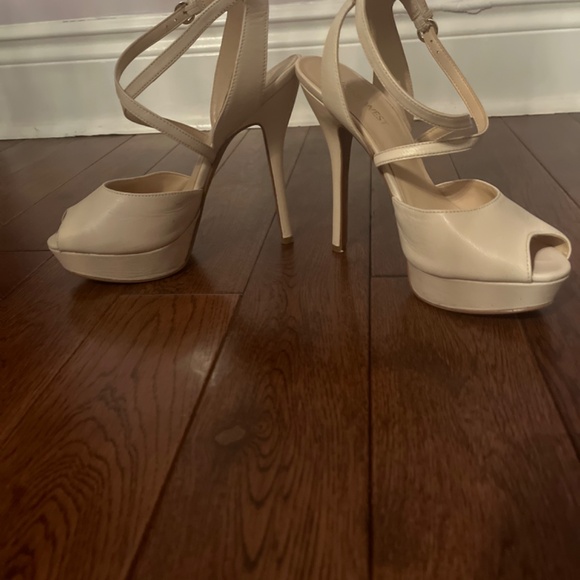 Nine West Heels - 5.5 - Picture 2 of 6